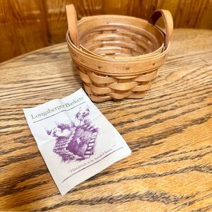 Longaberger 1995 Thyme Tan Woven Basket with Leather Handles